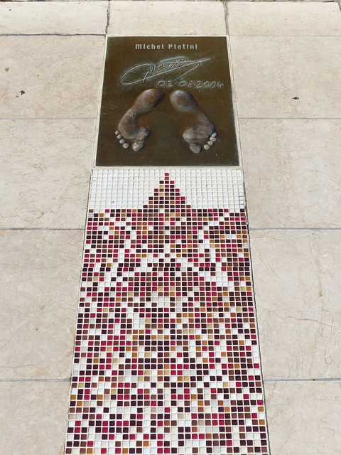 既立足于感 既立足于感